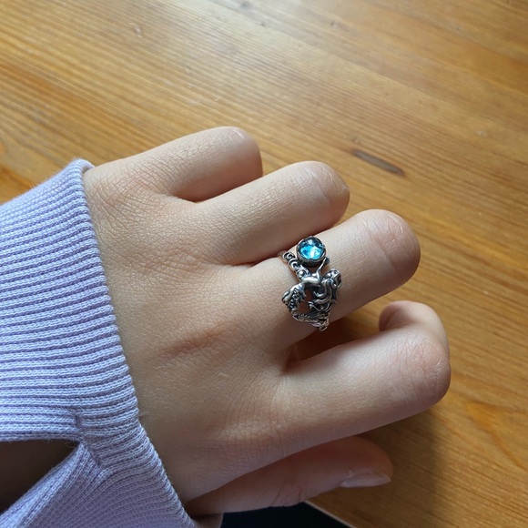 Adjustable sterling silver Mermaid ring with blue topaz - Picture 2 of 8